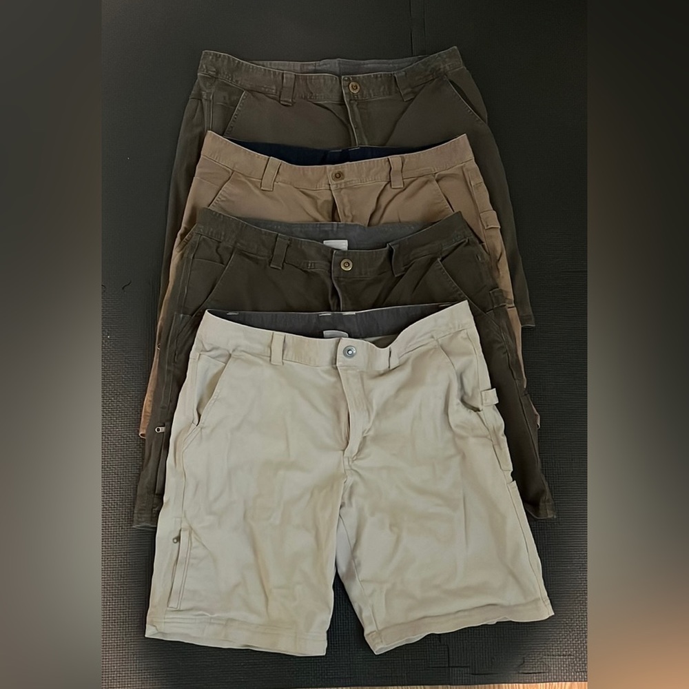 Lot of 4 Columbia brand cargo shorts - size 36